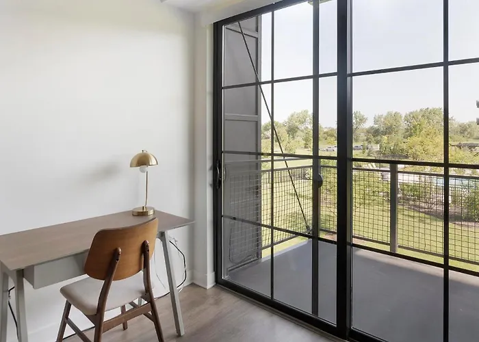 Landing Stunning 1Bd Pool Clubhouse Apartment *