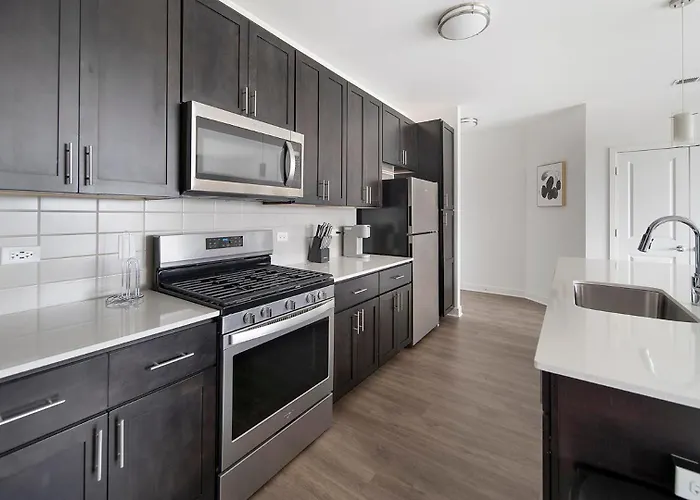 Landing Chic 1Bd Yoga Studio Gym Apartment *