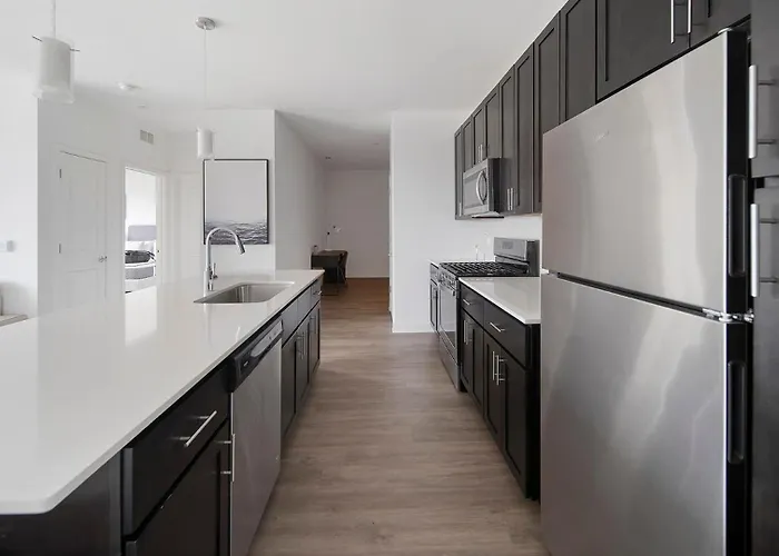 Apartment Landing Stunning 1Bd Pool Clubhouse *