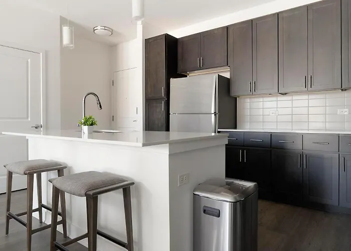 Apartment Landing Stunning 1Bd Pool Clubhouse