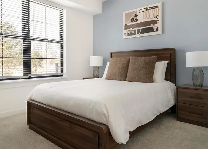 Landing Stunning 1Bd Pool Clubhouse Apartment